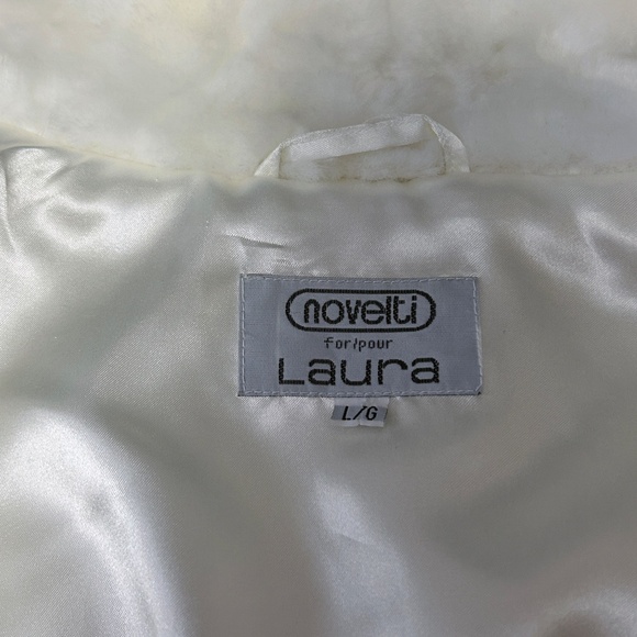 Novelti for Laura Bridal Faux Fur Cape Caplet Shawl Jacket Cover up with collar - Picture 11 of 14
